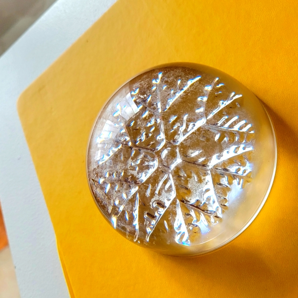 Vintage Avon Crystal Snowflake Paperweight Holiday Decor -Made in France